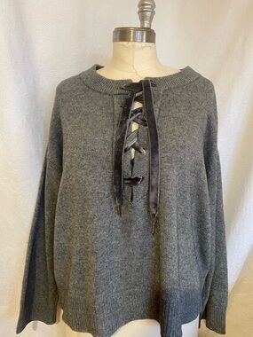 Rails M  wool/cashmere relaxed fit heather grew sweater.